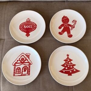 NWOT - Gibson Holiday Appetizer Plates